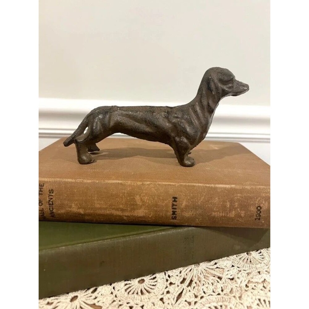 Vintage Style Cast Iron Dachshund Figurine – Heavy Wiener Dog